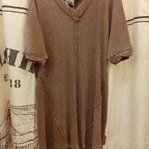 Ribbed Brown V-Neck‎ Tunic